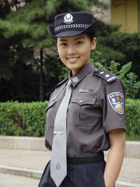 девушка - солдат Китай